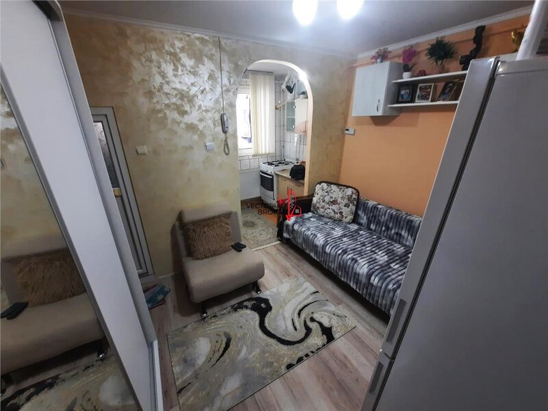 Pantelimon, garsoniera cocheta cu centrala proprie.